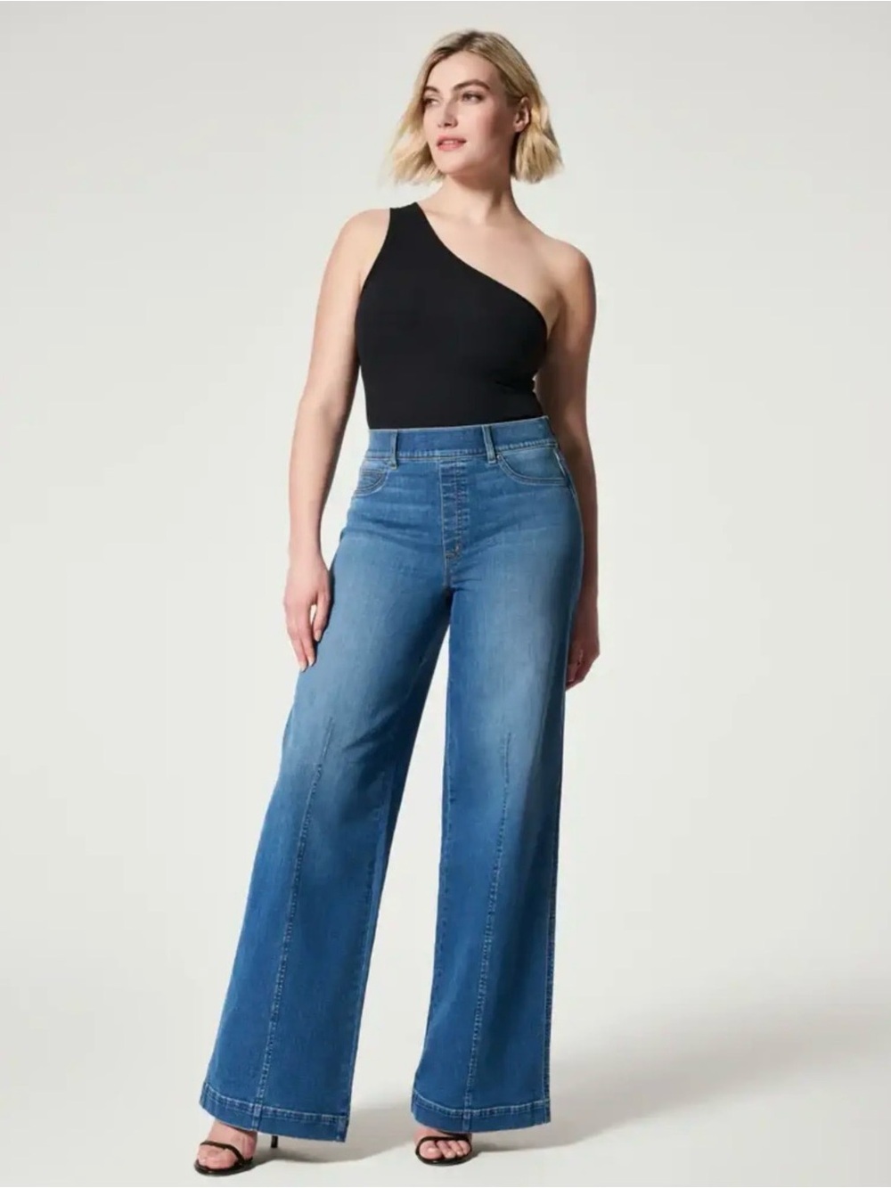SPANX Seamed Front Wide Leg Jean in Vintage Indigo - Small Petite (worn once)